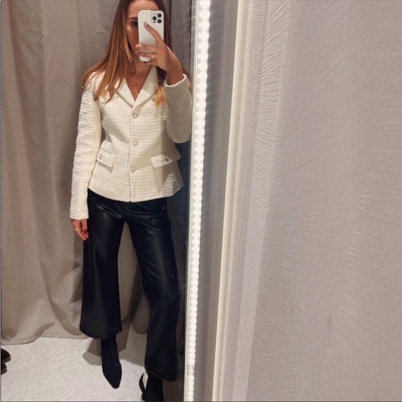 NWT Zara Cropped Blazer with Jewel Buttons - Picture 4 of 16